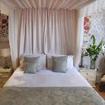 بيت ضيافة House 4*