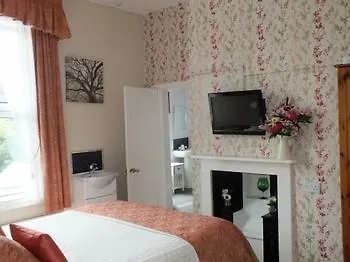 Guest house House