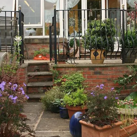 Guest house House