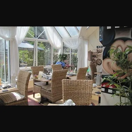 House Guest house 4*