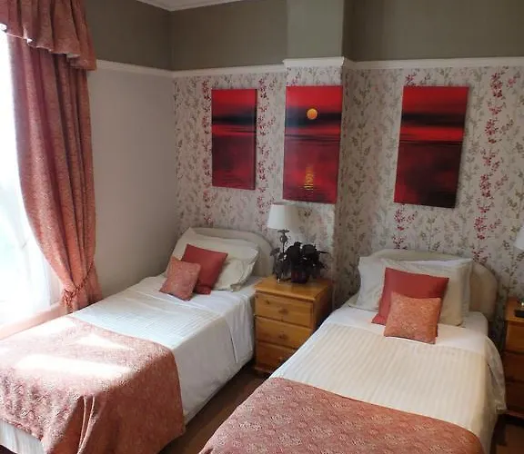 ゲストハウス House